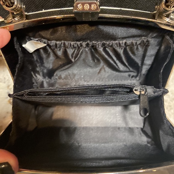 Little fancy diamond white sparkling purse. Gorgeous Wedding,prom,vintage style! - Picture 7 of 11